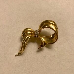 Vintage 14k Gold Bow Brooch